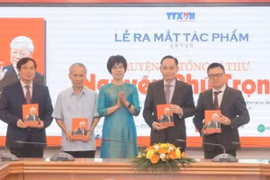 TTXVN ra mắt cuốn sách về Tổng Bí thư Nguyễn Phú Trọng của tác giả Hàn Quốc