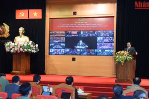 Thủ tướng Phạm Minh Chính phát biểu chỉ đạo Hội nghị trực tuyến toàn quốc về chuyển đổi số ngành công an nhân dân lần thứ nhất năm 2022 và công bố Ngày Chuyển đổi số ngành công an.