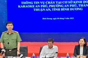 Đại tá Trịnh Ngọc Quyên, Giám đốc Công an tỉnh Bình Dương chia sẻ thông tin liên quan vụ cháy.