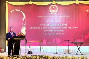 Đại sứ Lý Quốc Tuấn phát biểu tại buổi lễ.