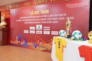 Họp báo và bốc thăm giải bóng đá Cúp Nhà báo và Công luận lần thứ IV.