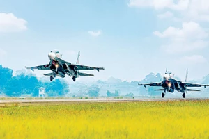 Biên đội Su-30MK của Trung đoàn 935, Sư đoàn 370 cất cánh thực hiện nhiệm vụ huấn luyện. Nguồn: Tuyên huấn