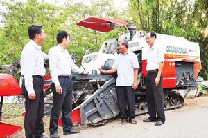 Agribank luôn đồng hành với khách hàng trong quá trình cơ giới hóa ngành nông nghiệp.