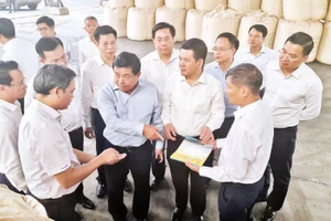 Hiện nay, sản phẩm Alumin của Công ty Nhôm Đắk Nông-TKV sản xuất ra đều tiêu thụ hết, được các thị trường thế giới đón nhận và đánh giá cao về chất lượng.