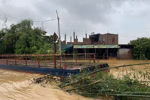 Vùng dân cư thôn Kênh Gà, xã Gia Thịnh, huyện Gia Viễn ( Ninh Bình) bị ngập lụt do mưa, lũ lớn.