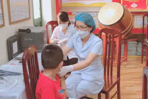 Lực lượng tiêm chủng vaccine phòng Covid-19 của tỉnh Thái Bình sẵn sàng làm ngoài giờ hành chính.