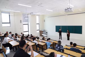 Sinh viên học tập trên giảng đường (Ảnh minh họa)