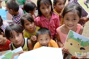 Các em nhỏ tại điểm trường Hát Khoang (xã Mường Mùn, huyện Tuần Giáo, tỉnh Điện Biên). (Ảnh minh họa: THỦY NGUYÊN)