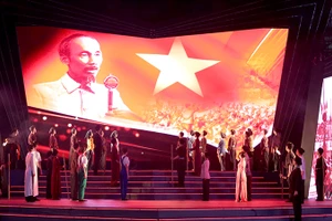 Trong ngày 2/9, Thành phố Hồ Chí Minh có nhiều hoạt động văn hóa ý nghĩa, sôi nổi kỷ niệm 79 năm Ngày Cách mạng Tháng Tám thành công (19/8/1945-9/8/2024) và Quốc khánh nước Cộng hòa xã hội chủ nghĩa Việt Nam (2/9/1945-2/9/2024).