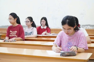 Hà Nội: Dự kiến không chia khu vực tuyển sinh lớp 10 công lập