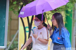 Thí sinh tham dự kỳ thi tuyển sinh vào lớp 10 Hà Nội năm học 2024-2025 (Ảnh: ĐẠI THẮNG)