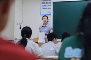 Kỳ thi vào lớp 10 năm học 2024-2025 của Hà Nội (Ảnh: THANH TÙNG/TTXVN)