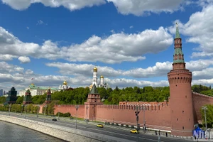 Khuôn viên Điện Kremlin tại thủ đô Moskva. (Ảnh: XUÂN HƯNG)