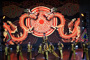 Biểu diễn võ cổ truyền Việt Nam.