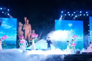 Biểu diễn nghệ thuật Hương sắc Tây Ninh.