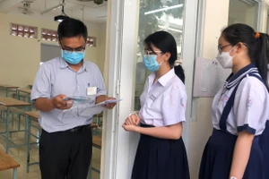 Các thí sinh thi vào lớp 10 công lập năm học 2022-2023.