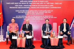 Chủ tịch Quốc hội Vương Đình Huệ nhấn mạnh, Việt Nam cũng là điểm đến đầu tư hấp dẫn, an toàn và ổn định cho các nhà đầu tư quốc tế. (Ảnh: TTXVN)