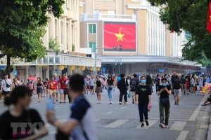 [Ảnh] Không gian đi bộ hồ Hoàn Kiếm nhộn nhịp những ngày nghỉ Lễ Quốc khánh