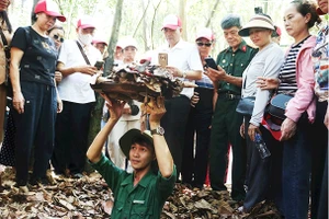 Về thăm “đất thép, thành đồng”