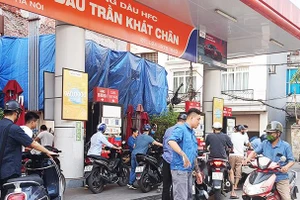 Tình trạng thiếu xăng cục bộ đang xảy ra tại một số nơi trên địa bàn TP Hà Nội.