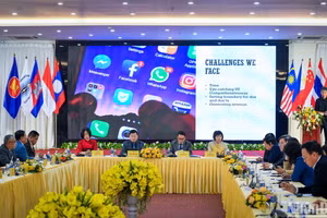 Hội thảo báo chí quốc tế “Quản trị tòa soạn báo chí số: Lý luận, thực tiễn, kinh nghiệm ở khu vực ASEAN”. (Ảnh: THÀNH ĐẠT)