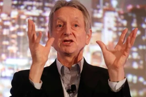 Geoffrey Hinton được xem là người tiên phong trong lĩnh vực nghiên cứu trí tuệ nhân tạo. (Ảnh: CNBC)