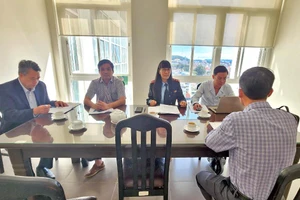 Cơ quan chức năng tỉnh Lâm Đồng làm việc với đại diện Tạp chí điện tử Thương hiệu và Công luận.