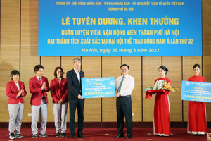 Hà Nội khen thưởng huấn luyện viên, vận động viên đạt thành tích xuất sắc tại SEA Games 32 