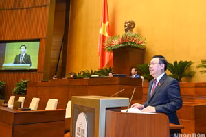 Chủ tịch Quốc hội Vương Đình Huệ phát biểu bế mạc Kỳ họp. (Ảnh: DUY LINH)