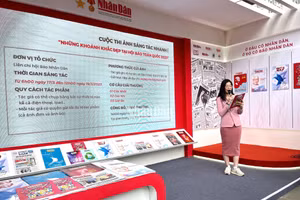 Đối tượng tham gia Cuộc thi ảnh là các nhiếp ảnh gia chuyên nghiệp và không chuyên, cũng như công chúng tham dự Hội báo.