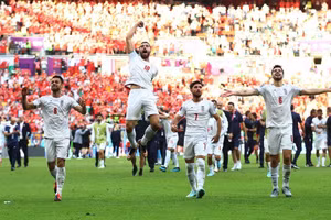 [Ảnh] Nhìn lại World Cup ngày thứ 6: Các đại diện châu Á vui buồn xen lẫn 