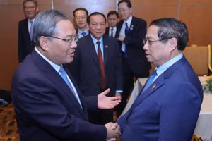 Thủ tướng Chính phủ Phạm Minh Chính và Thủ tướng Quốc vụ viện Trung Quốc Lý Cường. (Ảnh: VGP/Nhật Bắc)