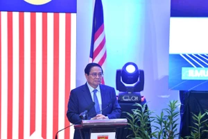 Thủ tướng Phạm Minh Chính phát biểu chính sách tại Đại học Quốc gia Malaysia. (Ảnh THANH GIANG)