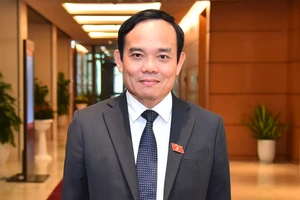 [Infographic] Tiểu sử Phó Thủ tướng Chính phủ Trần Lưu Quang