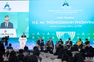 Quang cảnh Phiên toàn thể thứ ba trong khuôn khổ Diễn đàn Tương lai ASEAN 2025. (Ảnh: SƠN TÙNG) 