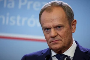 Thủ tướng Ba Lan Donald Tusk trong cuộc họp báo với Thủ tướng Đan Mạch Mette Frederiksen tại Warszawa, Ba Lan, ngày 15/4/2024. (Ảnh: Reuters) 