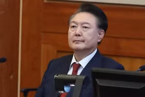 Tổng thống Hàn Quốc Yoon Suk Yeol tại Tòa án Hiến pháp ở Seoul ngày 20/2/2025. (Ảnh: THX/TTXVN)