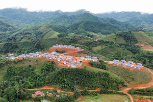 Ngôi làng từ triệu trái tim