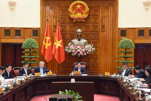 Thủ tướng Phạm Minh Chính chủ trì cuộc họp với các bộ, ngành để rà soát các công việc chuẩn bị đàm phán thương mại với Hoa Kỳ. Ảnh | ĐỨC ANH