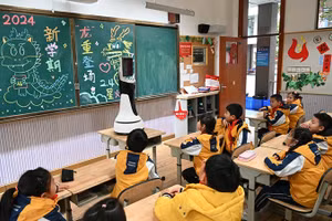 AI được đưa vào giảng dạy tại nhiều trường phổ thông ở Trung Quốc. Ảnh | Chinaminute