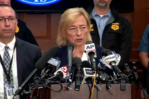 Thống đốc bang Maine, bà Janet Mills, phát biểu tại cuộc họp báo ngày 26/10/2023. Ảnh: CNN