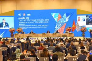 Toàn cảnh phiên thảo luận. (Ảnh: DUY LINH)