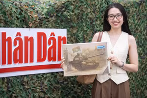 Bạn Trần Thị Hồng Vân, 30 tuổi (Hà Nội) chia sẻ: "Tôi rất vui và tự hào khi được hòa chung vào không khí rạo rực, hào hứng của cả nước. Trước khi cầm tờ phụ san trên tay, đứng xếp hàng và nhìn lại những số báo của các năm trước, tôi như được ôn lại lịch sử. Cảm giác vừa hồi hộp, hào hứng, vừa xúc động khi được trải nghiệm khoảnh khắc ý nghĩa này".