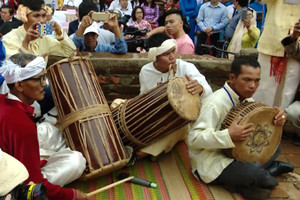 Tiếng trống, tiếng kèn kể chuyện văn hóa Chăm