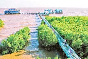 Thành phố Bạc Liêu đẩy mạnh phát triển kinh tế biển gắn với du dịch. Ảnh: NS TRẦN THỊ THU ĐÔNG