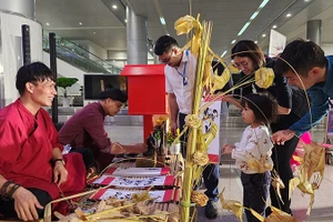 Thành phố Hồ Chí Minh tổ chức hoạt động đón khách quốc tế đầu tiên trong năm 2024.