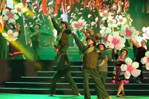 Một tiết mục trong chương trình nghệ thuật "Việt Nam-Niềm tin ngời sáng".