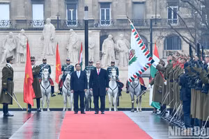 Hungary dành cho Thủ tướng Phạm Minh Chính và Phu nhân cùng Đoàn đại biểu cấp cao Việt Nam sự đón tiếp hết sức trọng thị, thân tình, thắm tình hữu nghị.