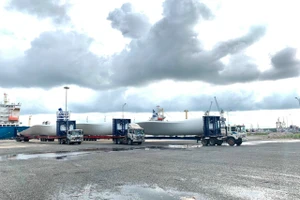 Cục Đường bộ Việt Nam kiên quyết xử lý nghiêm các hành vi tiêu cực trong việc cấp phép lưu hành xe quá khổ.