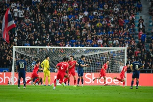 [Ảnh] Cận cảnh bàn thắng sớm của Tuấn Hải cho đội tuyển Việt Nam